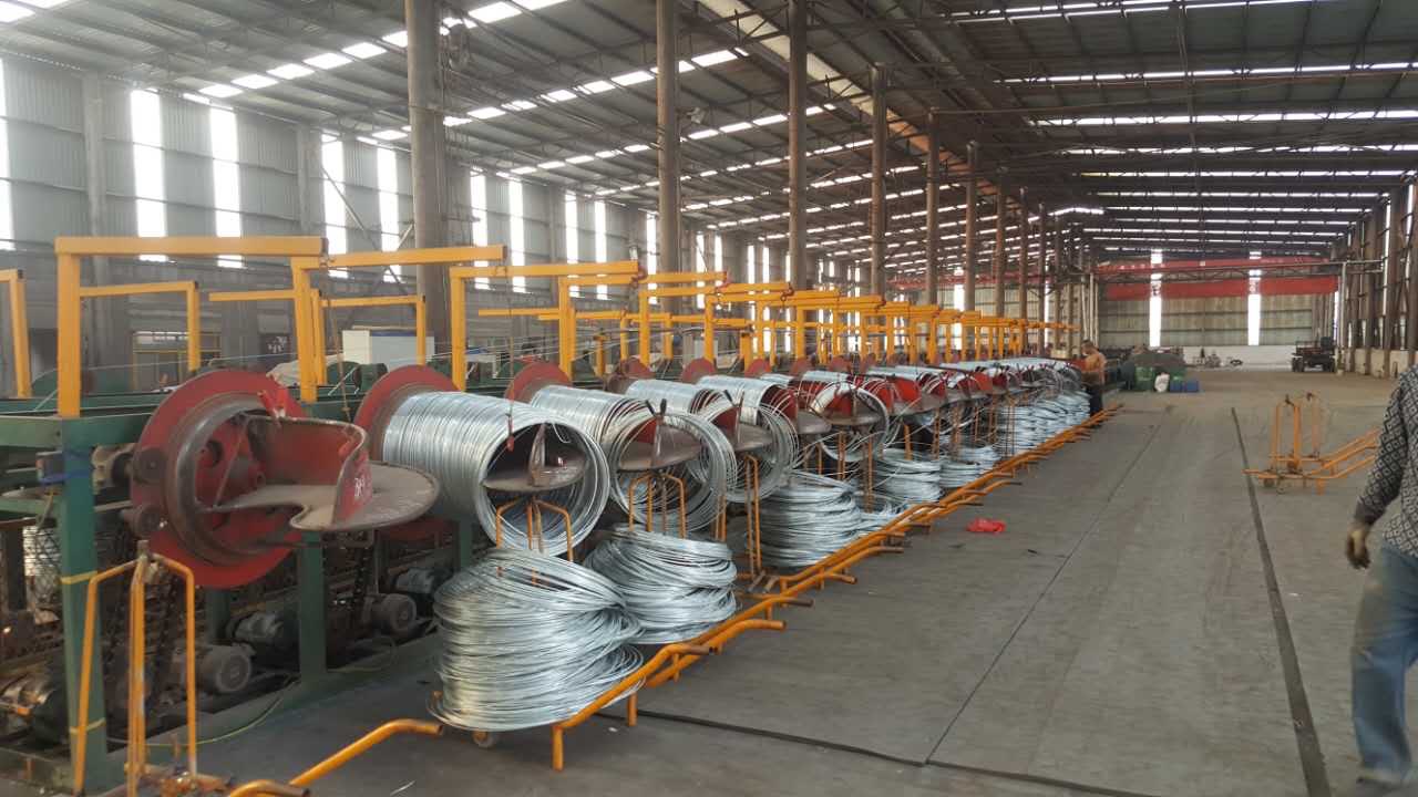 22號鍍鋅鐵絲定制廠(chǎng)家